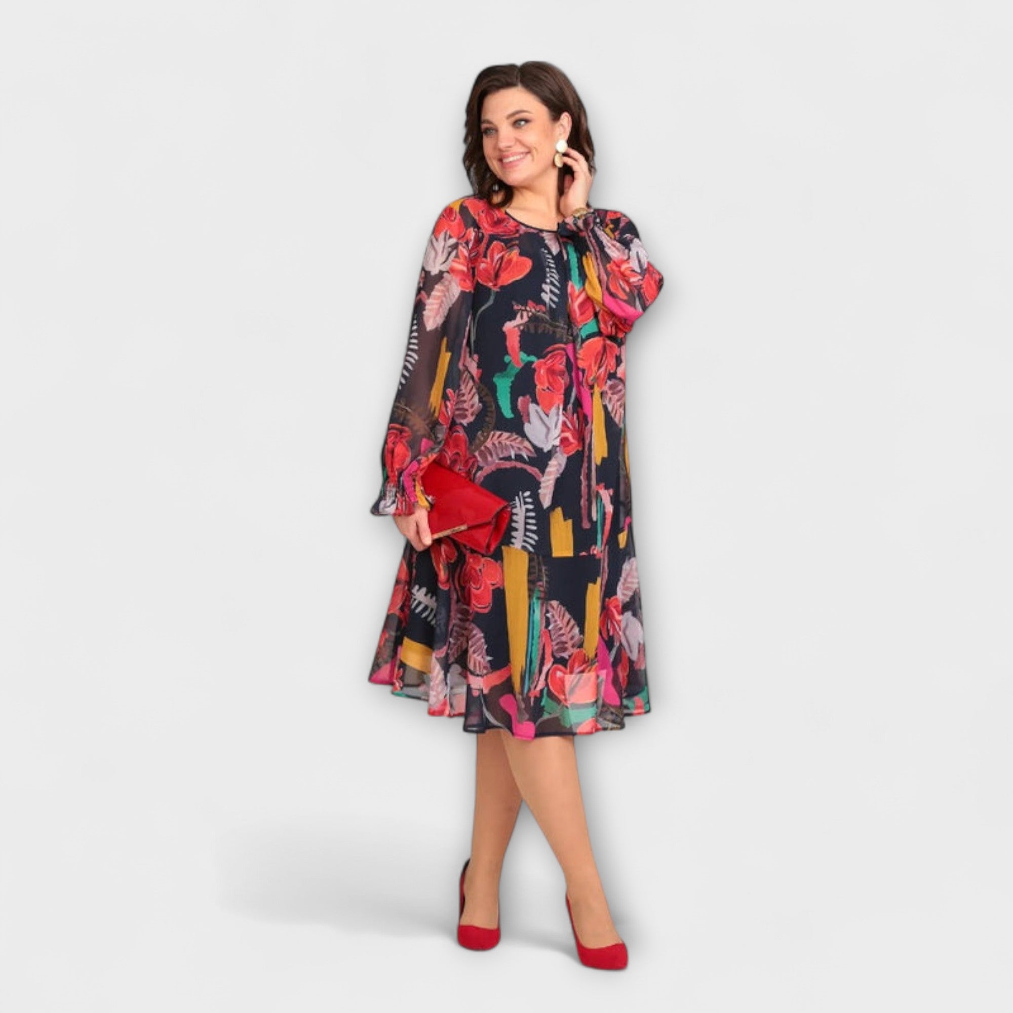 Caroline - Elegantní plus-size šaty pro maximální pohodlí
