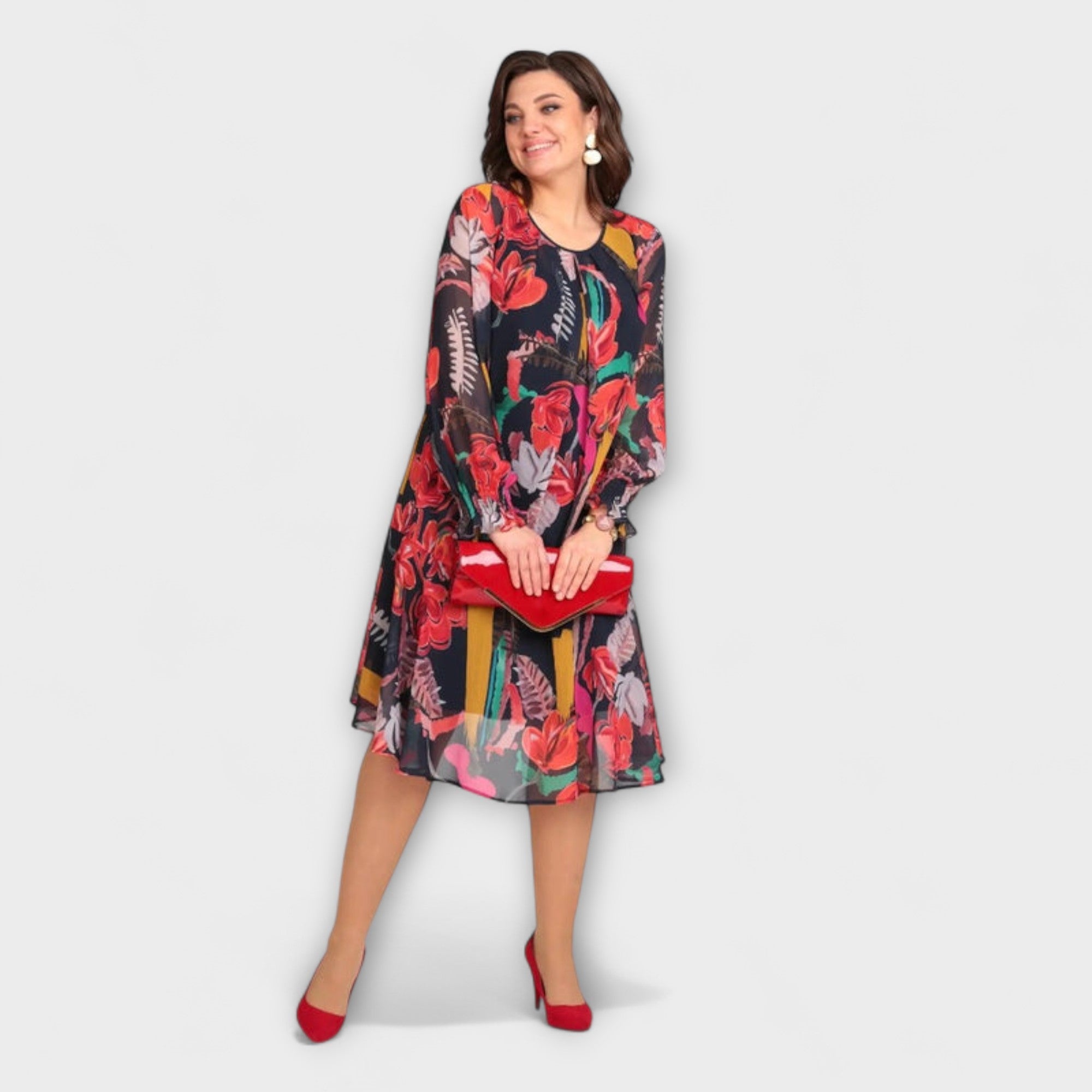 Caroline - Elegantní plus-size šaty pro maximální pohodlí