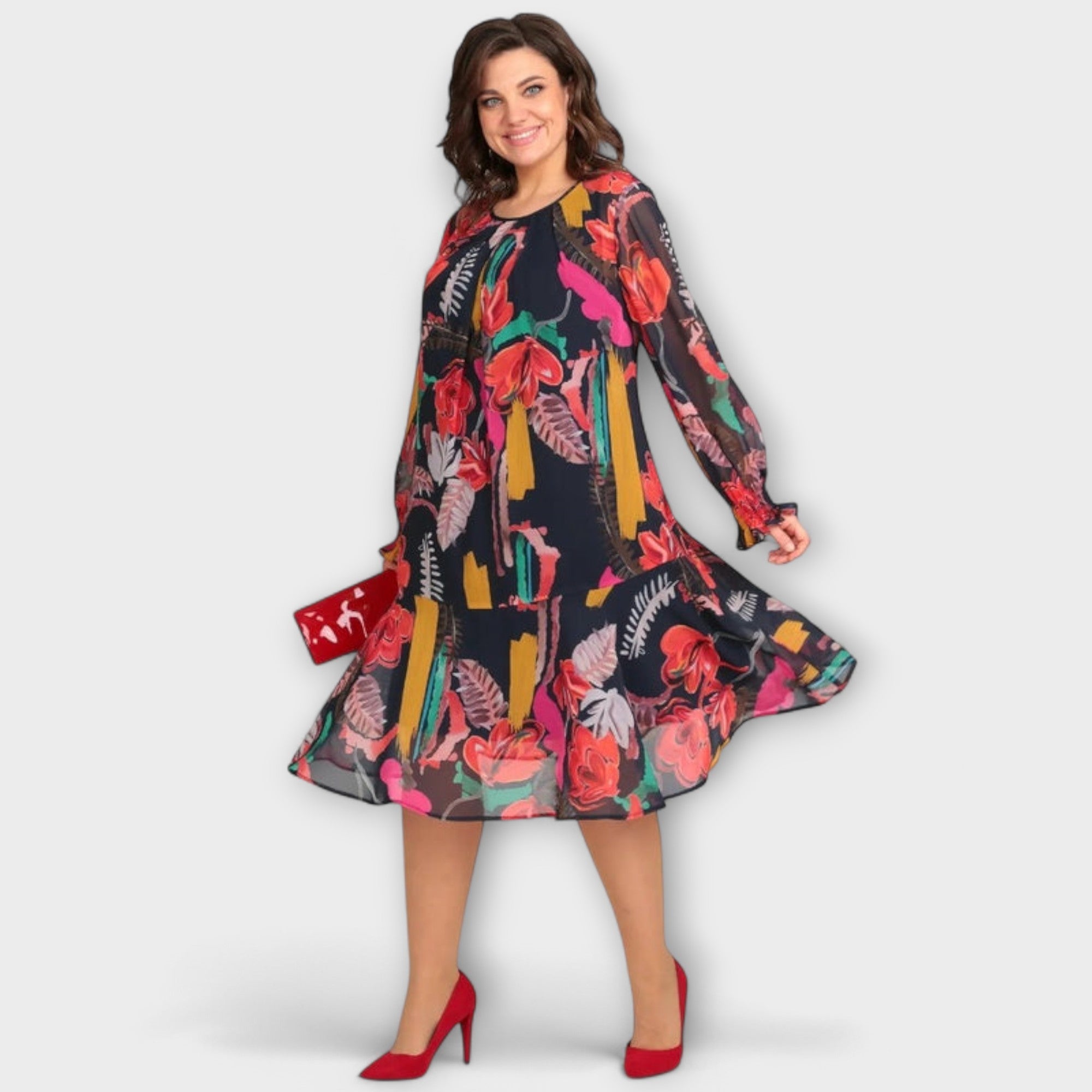 Caroline - Elegantní plus-size šaty pro maximální pohodlí