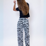 ESTHER DŽÍNY - ZEBRA