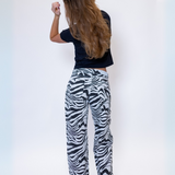 ESTHER DŽÍNY - ZEBRA