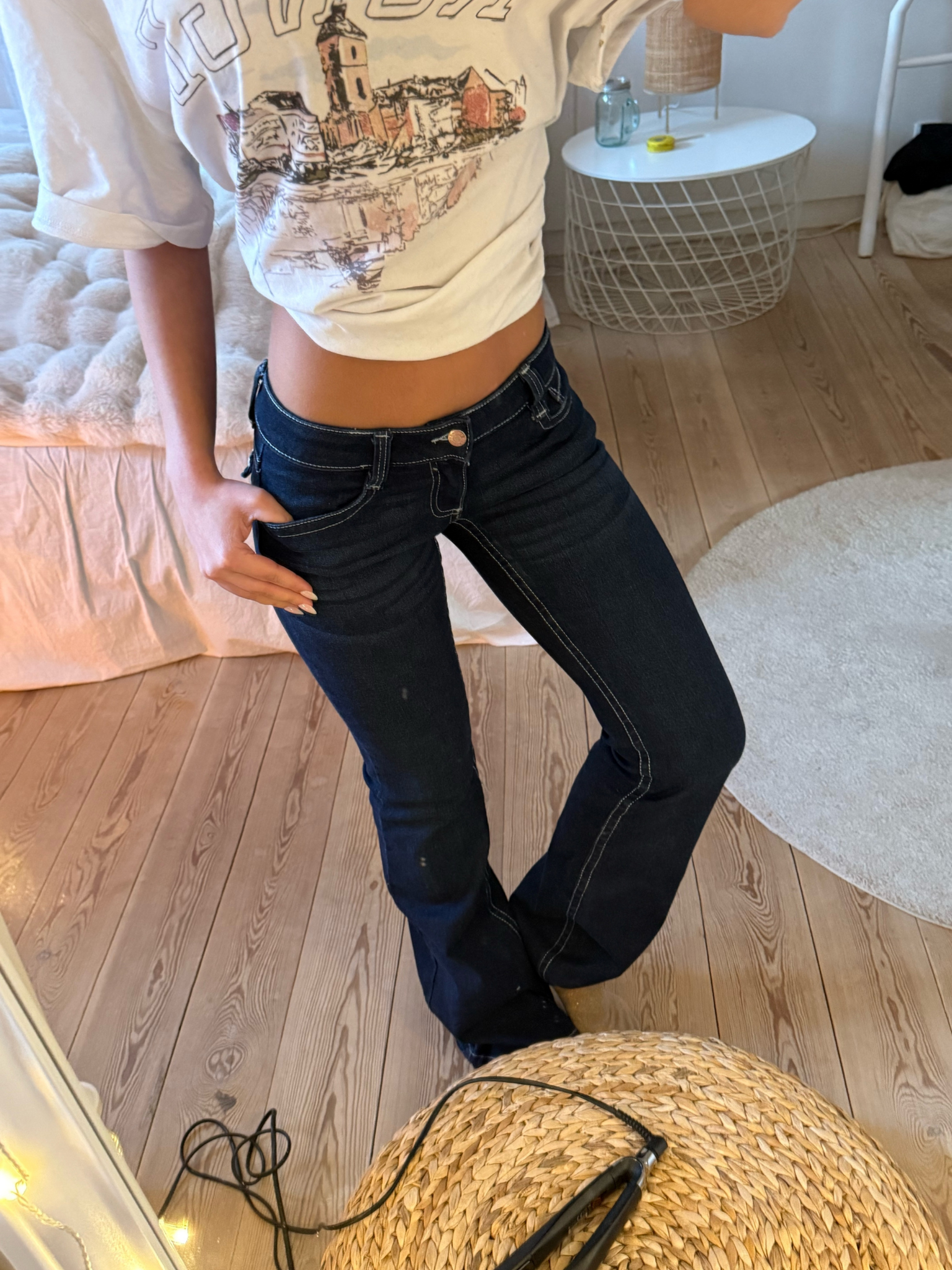 Džíny HANNAH Ultra Low Bootcut - Tmavě modrá