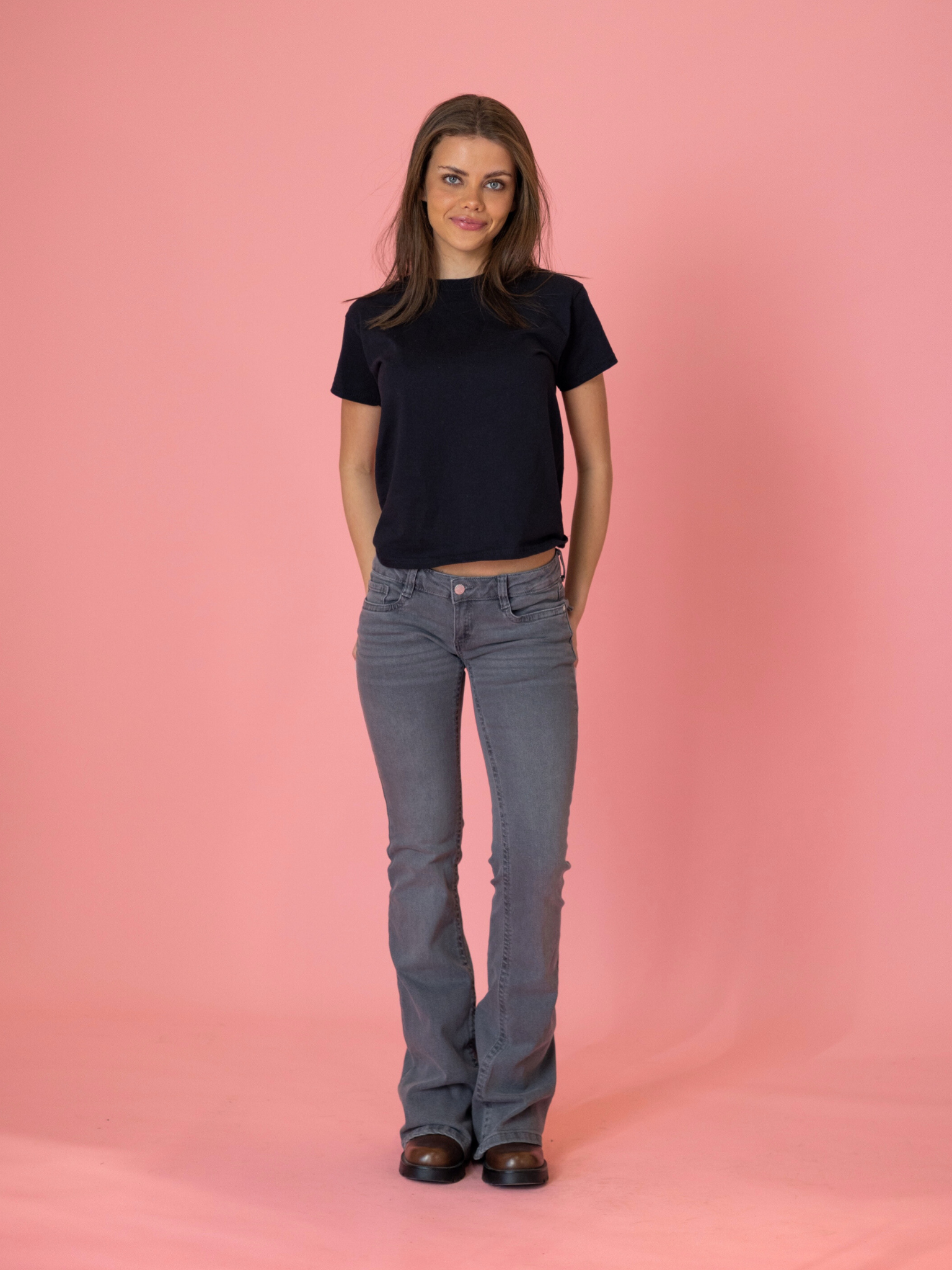 HANNAH Ultra Low Bootcut Džíny - Tmavě šedé
