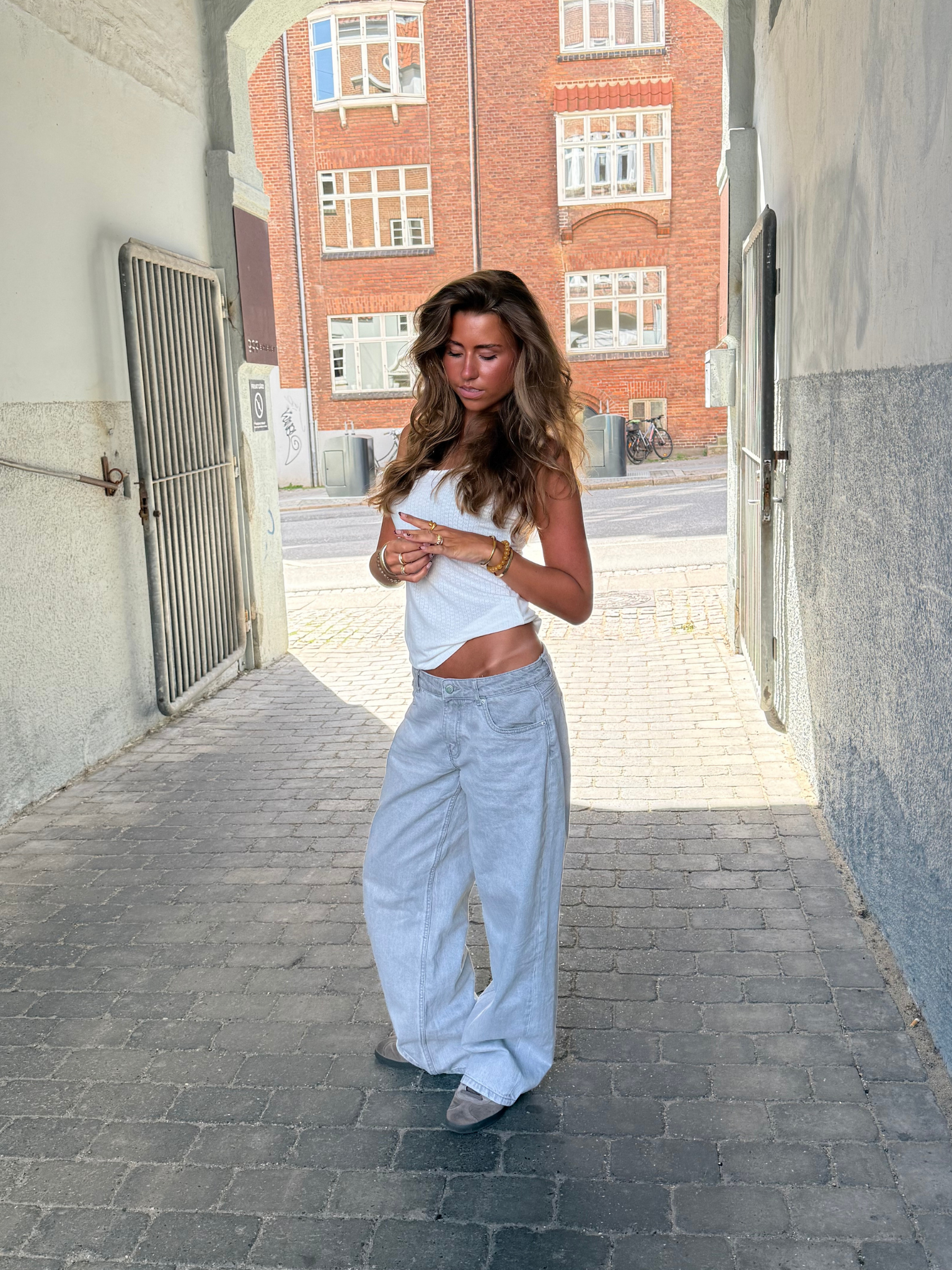 ESTHER JEANS - SVĚTLE ŠEDÉ