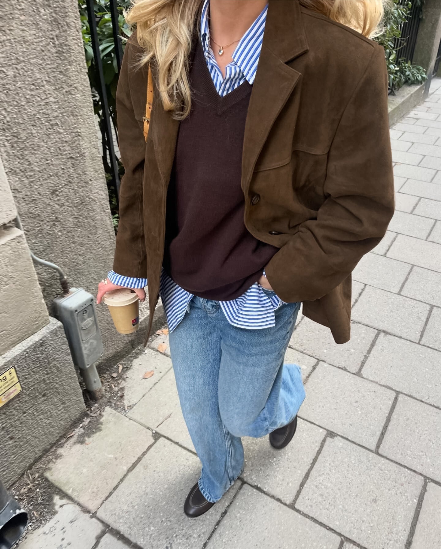 Suède Chic | Mezistranné sako
