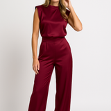 Lunira Overál | Elegantní Dámský Overál s Detailami na Ramenech a Rozšiřenými Nohavicemi