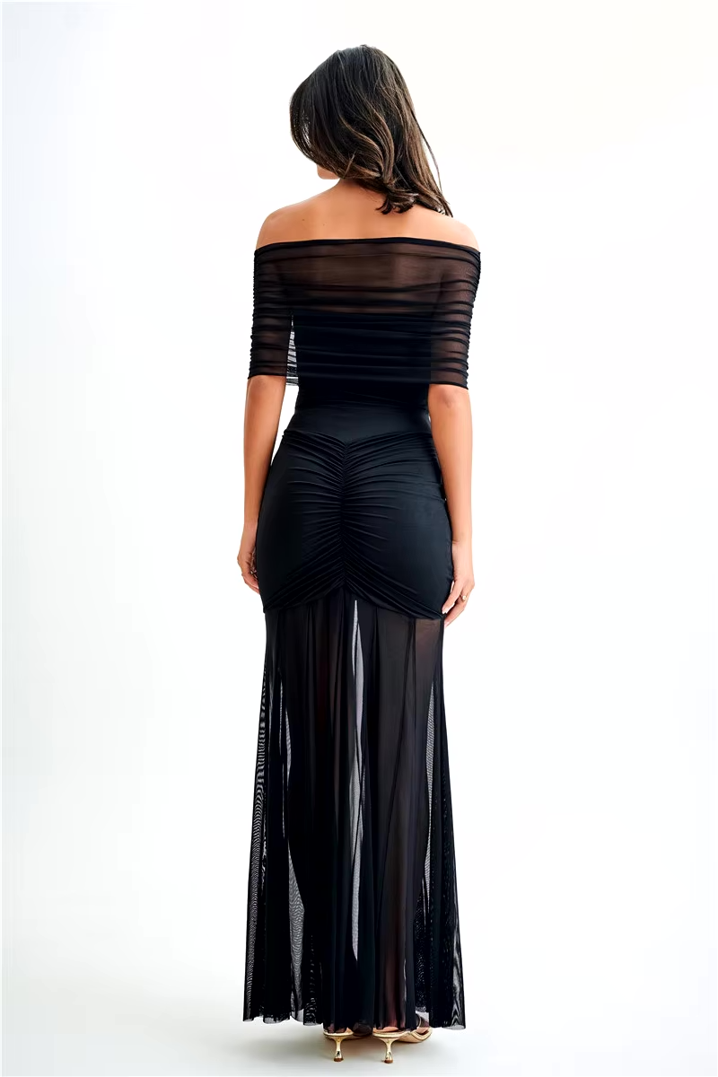 Mystique | Maxi Šaty s Off-Shoulder Mřížkou a Elegantním Střihem