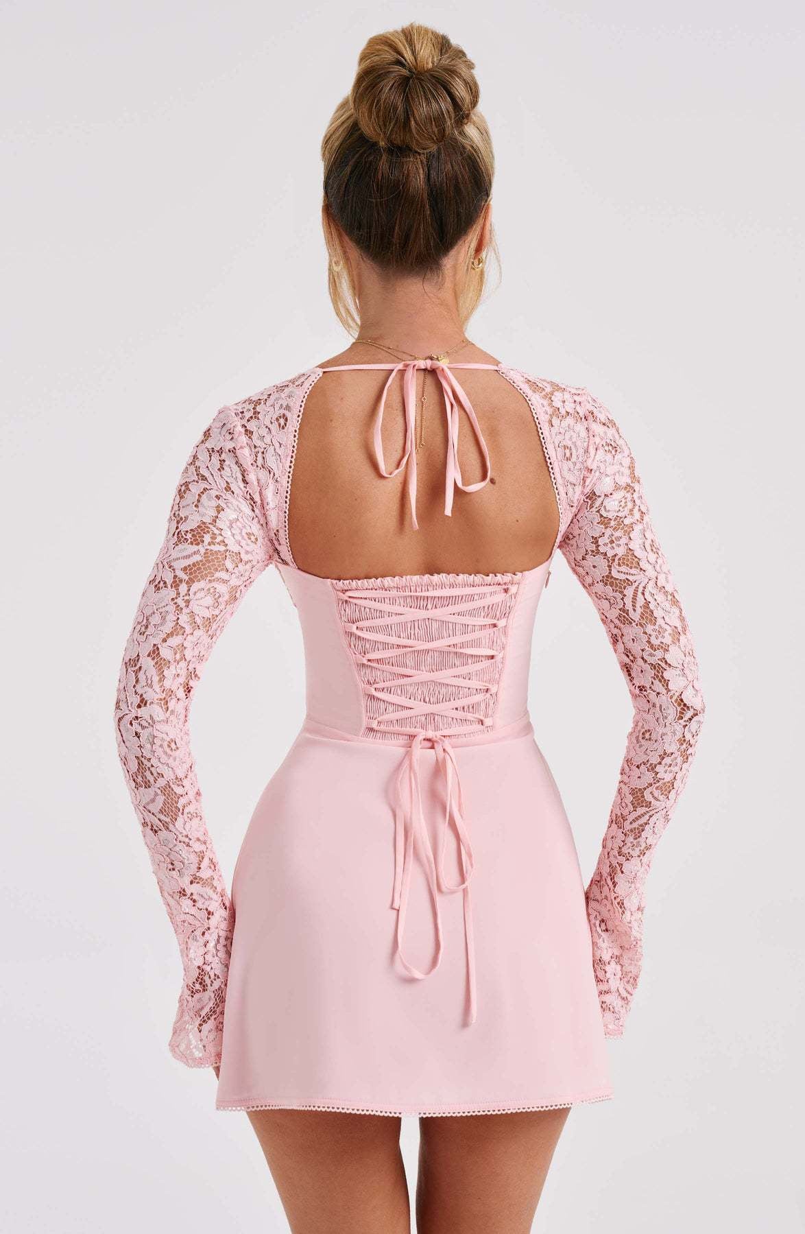 Vogue Lace | Mini Šaty